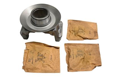 Mack 8510158, 176TYS38-27A, M176T30 Meritor Yoke End Kit NOS