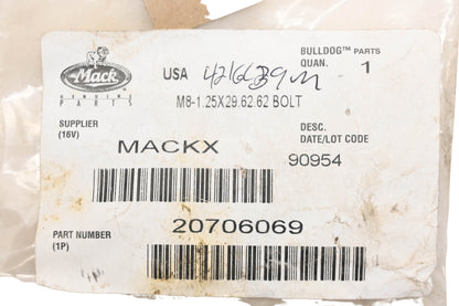 Mack 20706069, 421GC39M Bolt Shoulder Screw NOS