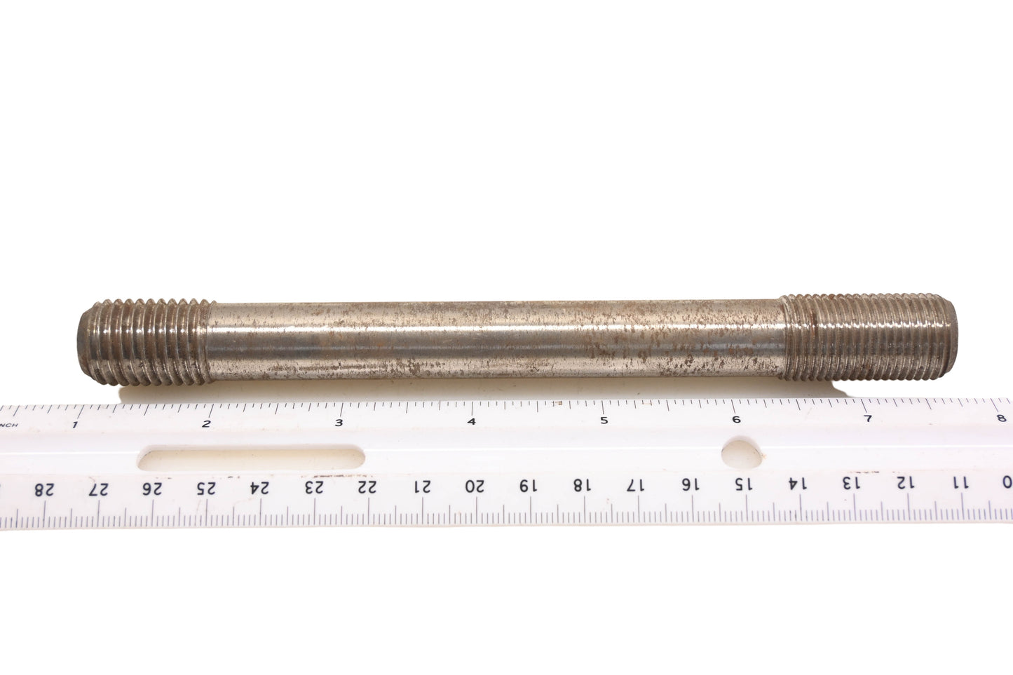 Mack 610GC1124 Stud NOS