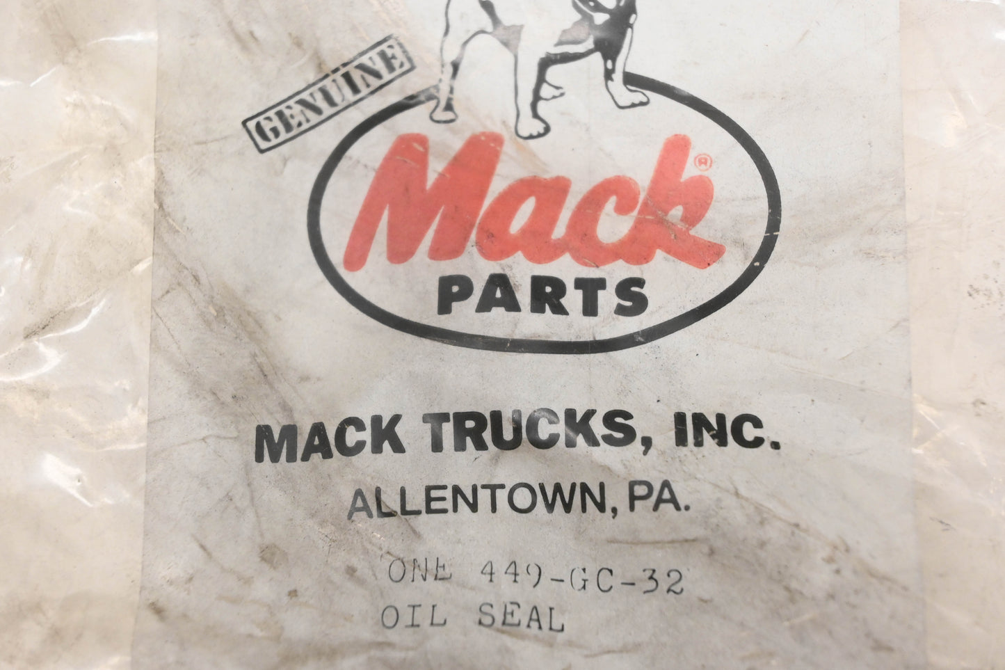 Mack 449GC32, 449-GC-32 Oil Seal NOS