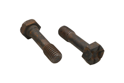 Mack 429GC114, 20704894 Screws Qty 2