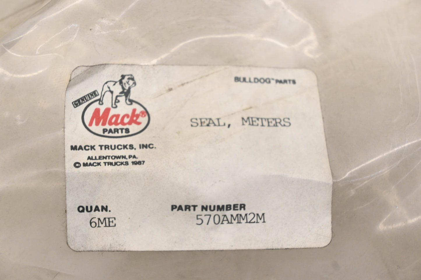 Mack 570AMM2M Rubber Seal Strip 19' NOS