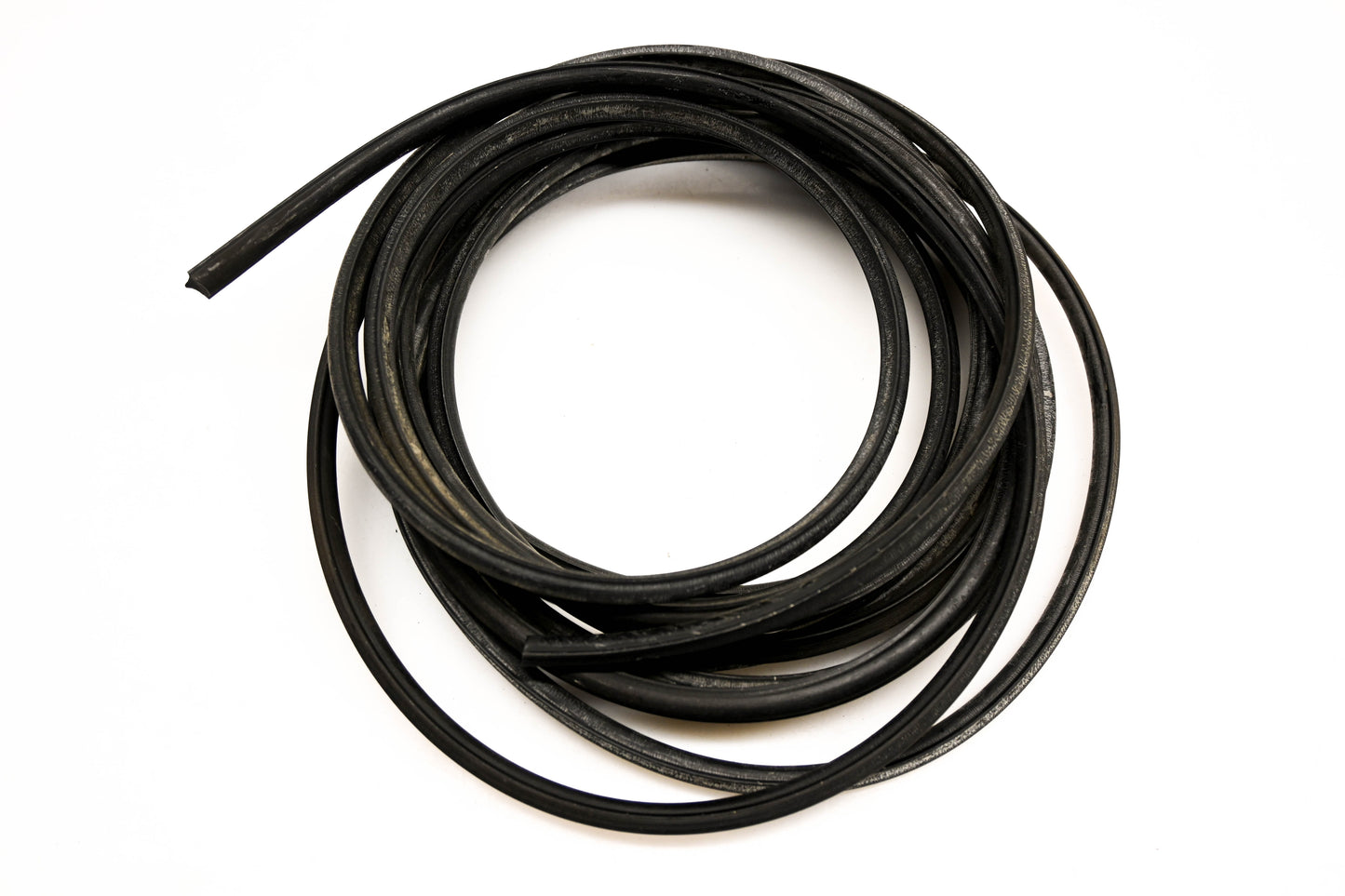 Mack 812 AXF Rubber Cab Window Seal 19' NOS