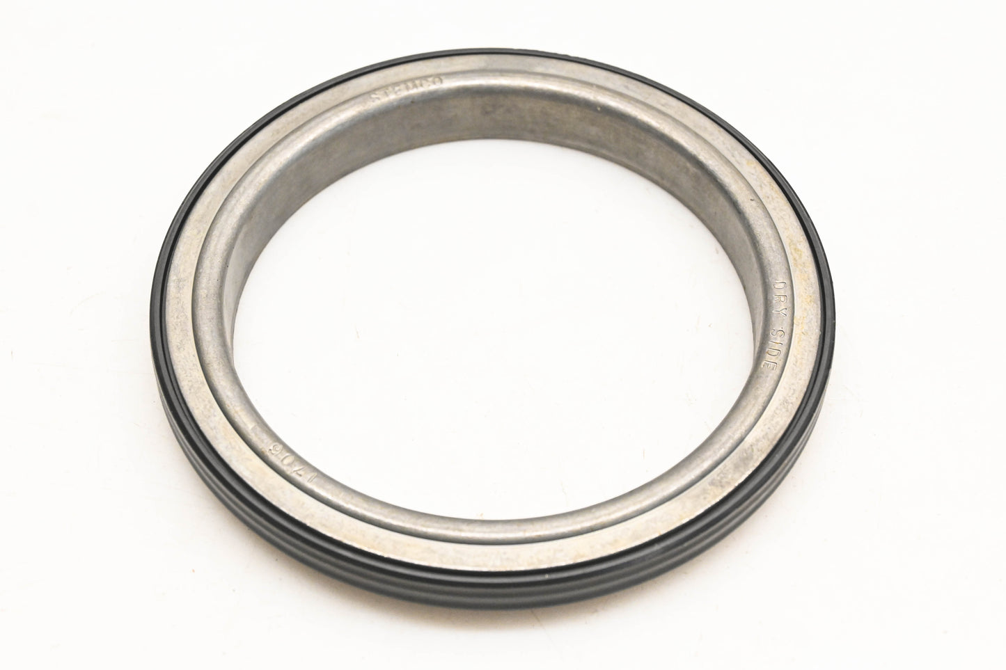 Stemco 320-2706, 3202706, 4208057 Mack Hub Oil Seal NOS