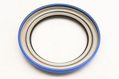 Stemco 320-2109, 3202109, 7843-3202109 Mack Hub Oil Seal NOS