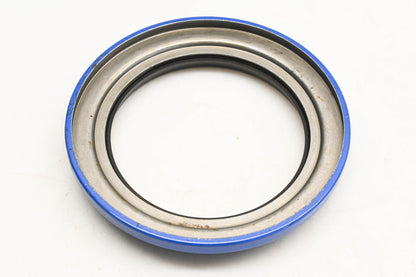 Stemco 320-2131, 3202131, 7843-3202131 Mack Hub Oil Seal NOS