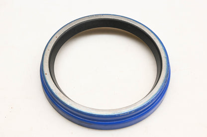 Stemco 320-2115, 3202115, 7843-3202115 Mack Hub Oil Seal NOS