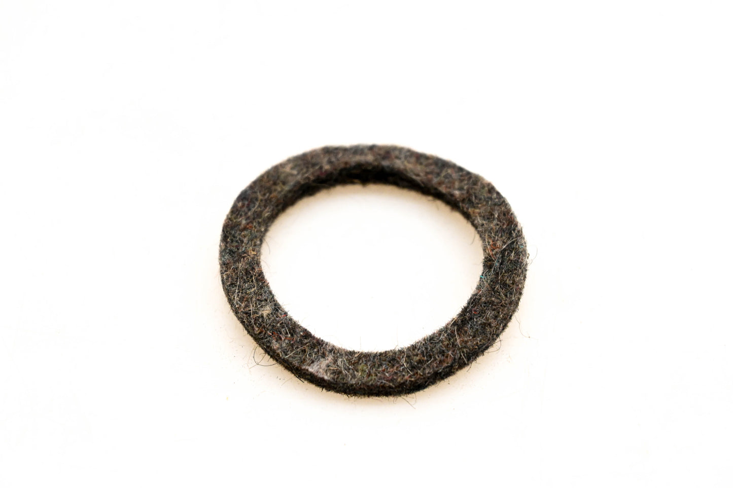 Mack 8235-5X640, 5X640 Felt Ring NOS