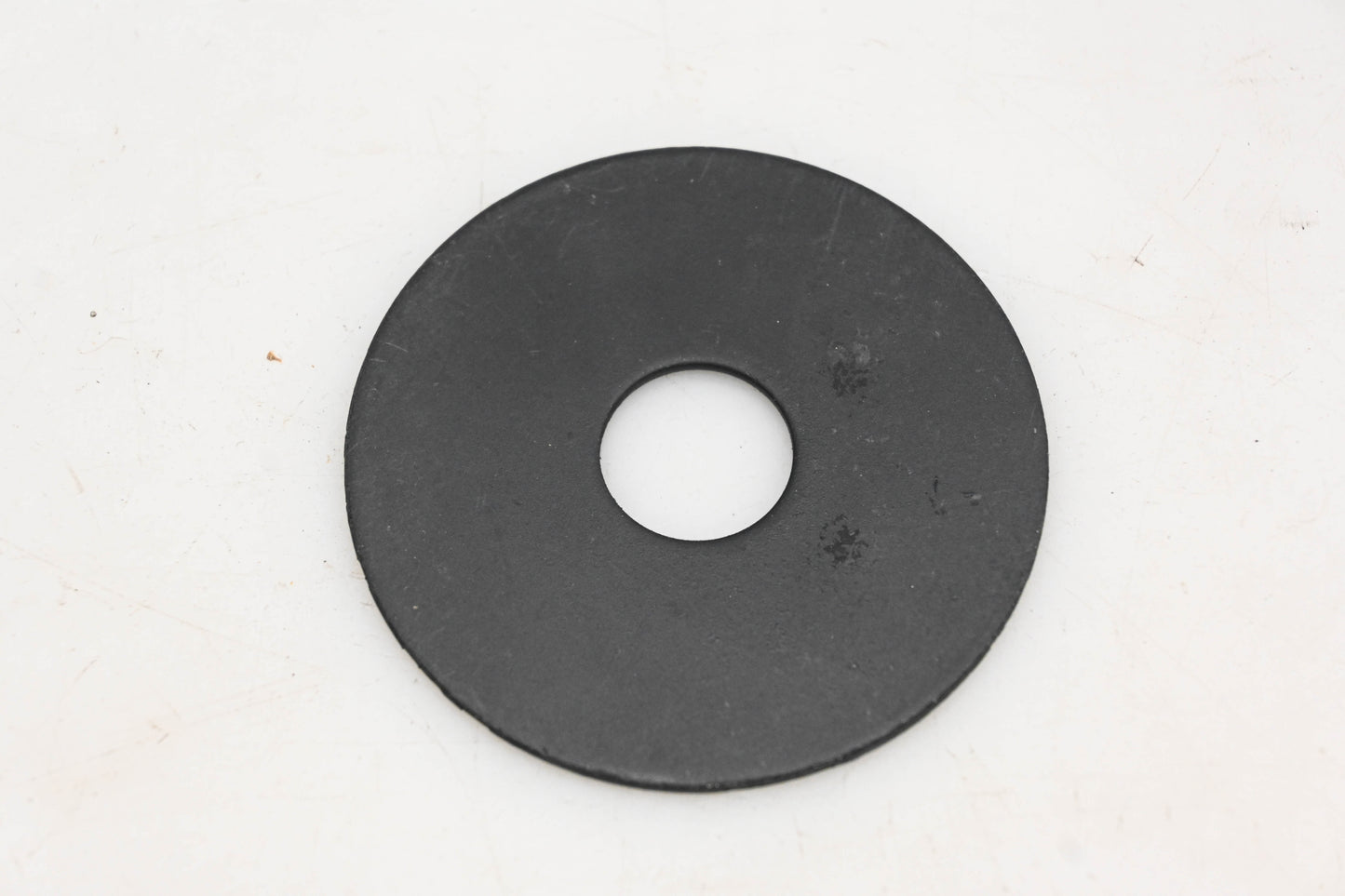 Mack 44RU11275M, 25191386 Spacer NOS