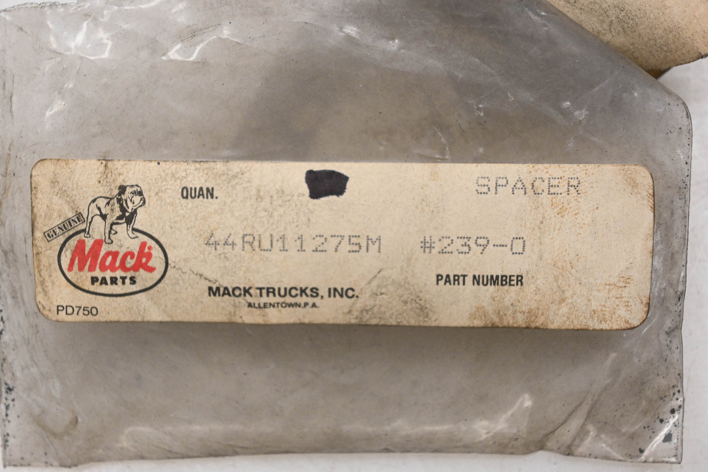 Mack 44RU11275M, 25191386 Spacer NOS