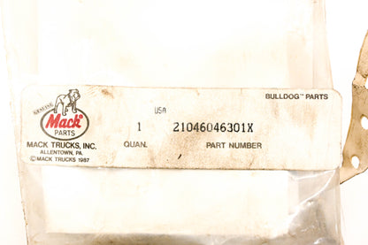 Mack 210460463101X Oil Seal Kit NOS