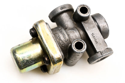 Mack 745-102690, 745102690, T-290548-B Bendix PR-4 Valve