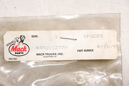 Mack 44RU11277M, 25190782 Spacer NOS