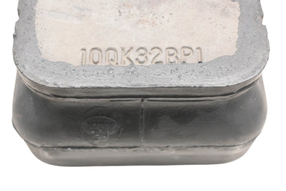 Mack 10QK32BP1 Insulator NOS