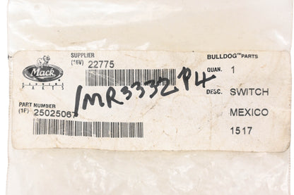 Mack 25025067, 1MR3332P4 Light Switch NOS