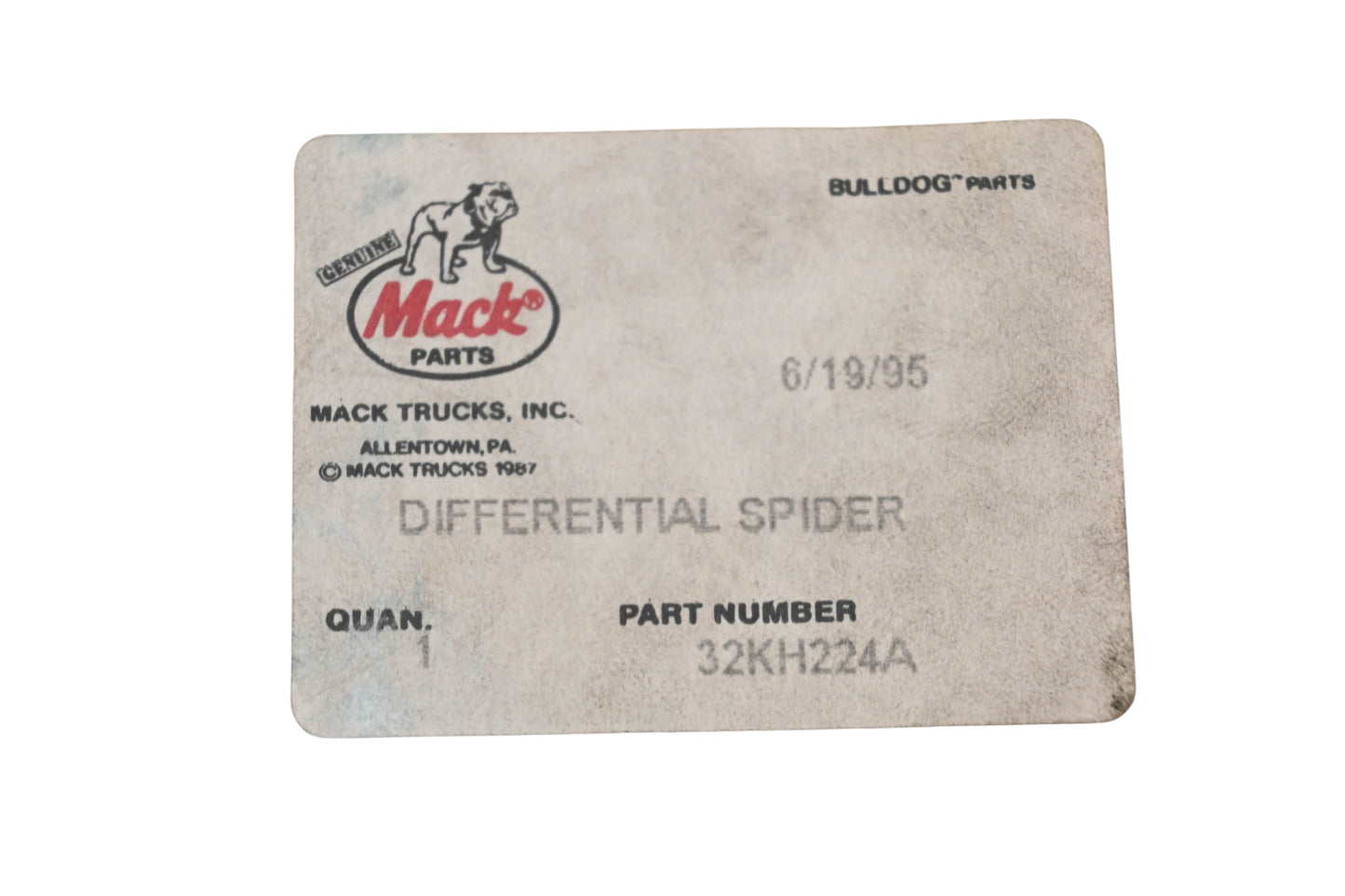 Mack 32KH224A, 32KHF224A, 32KHF225P Differential Spider NOS