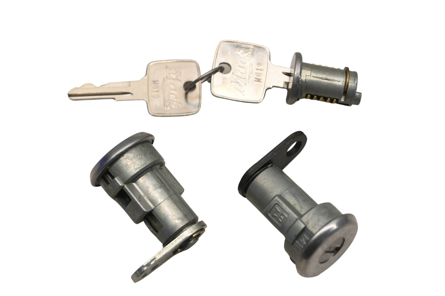 Mack 34RC3131M Door Lock Kit NOS