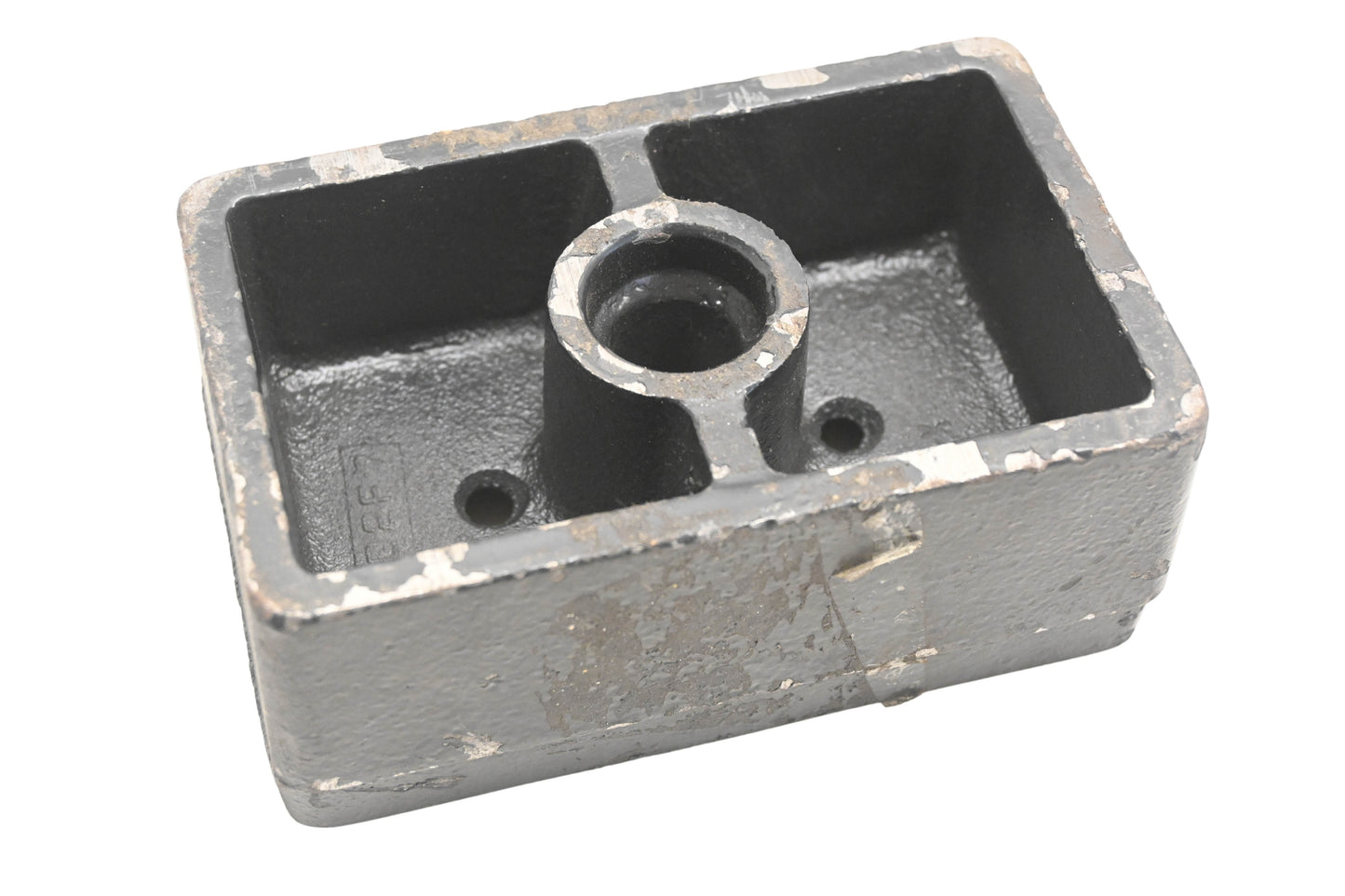 Mack 13QK244AP26, 25158611 Spacer Block NOS