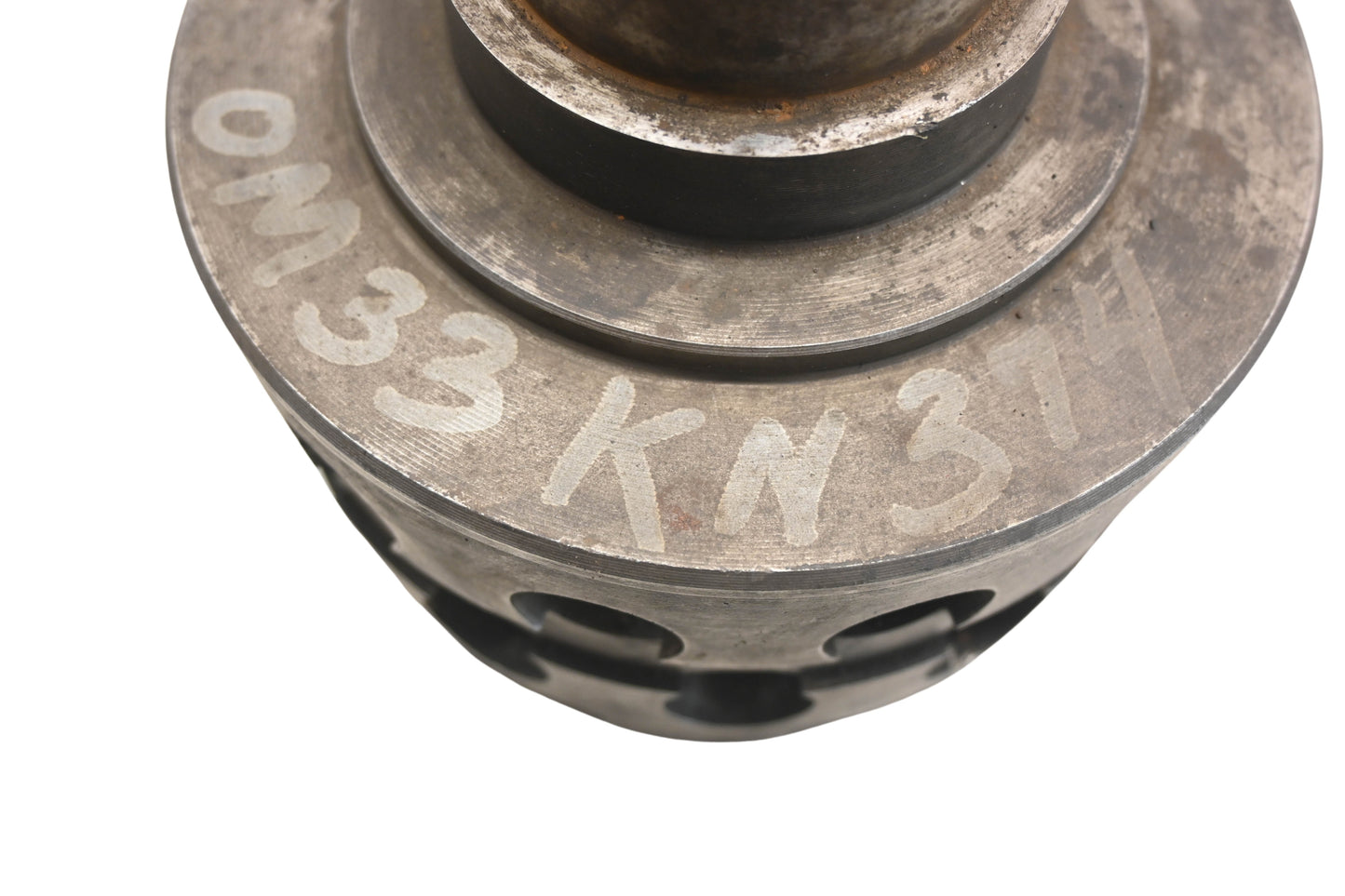 Mack 33KN374 Power Divider Cage NOS