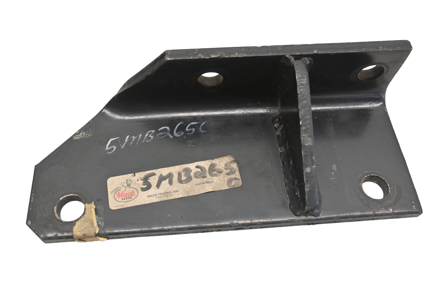 Mack 5MB2650 Bracket NOS