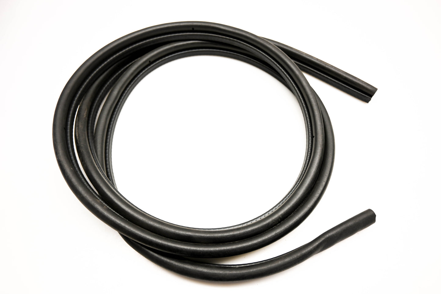 Mack 16QS227F Rubber Window Seal 11' NOS