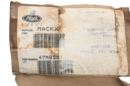 Mack 47MO251 Red & Amber Signal Light NOS