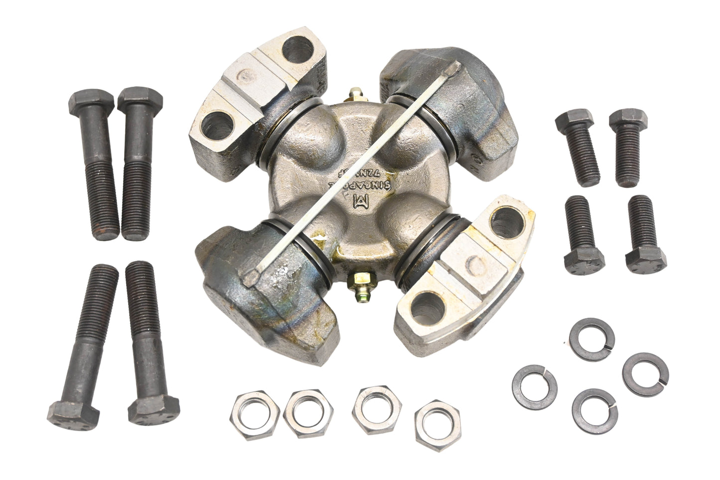 Mack 8235-CP72N118 Meritor Universal Joint Kit NOS