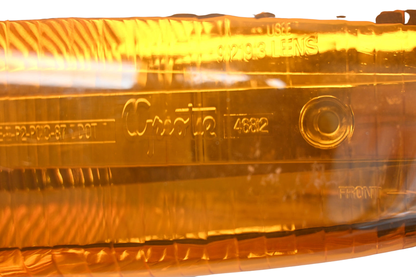 Grote 92193, 10-6126-02, 4682 Amber #9219 Cab Marker Lamp Kit NOS