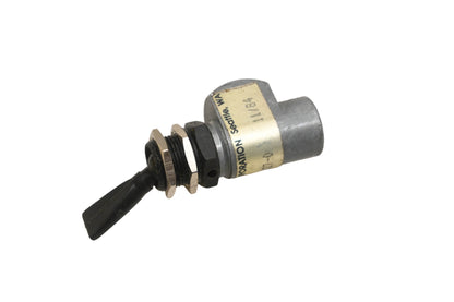 Mack 20QE39311, RD-5-3827-0 Red Dot Air Control Toggle Switch NOS