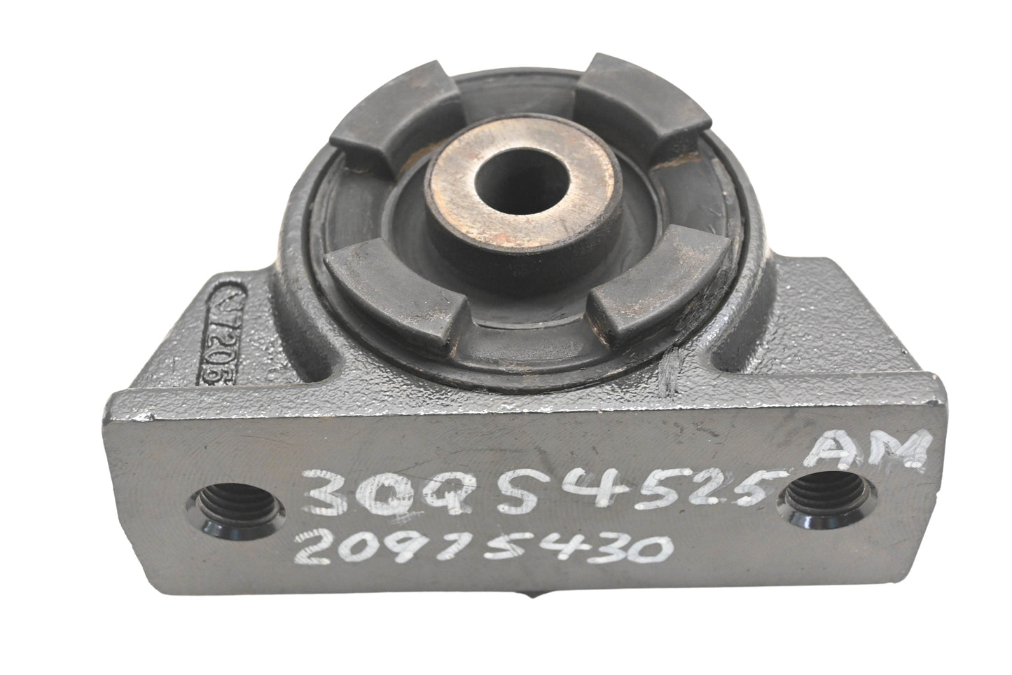 Mack 30QS4525AM, 20975430 Cab Mount Bushing NOS