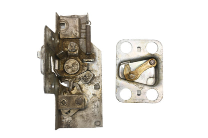 Mack 62QS33 Door Lock Assembly