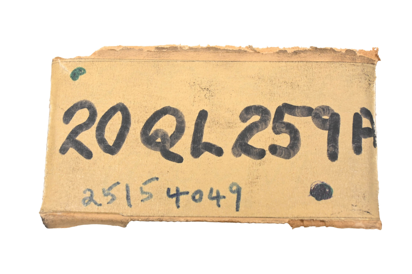 Mack 20QL259A, 25154049 Insulator NOS
