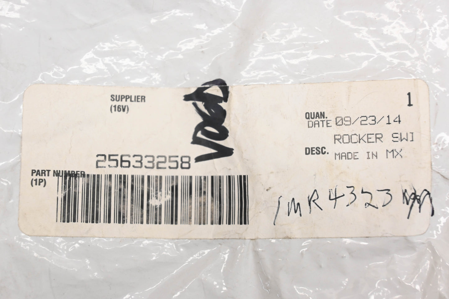 Mack 25633258, 1MR4323M Rocker Switch NOS