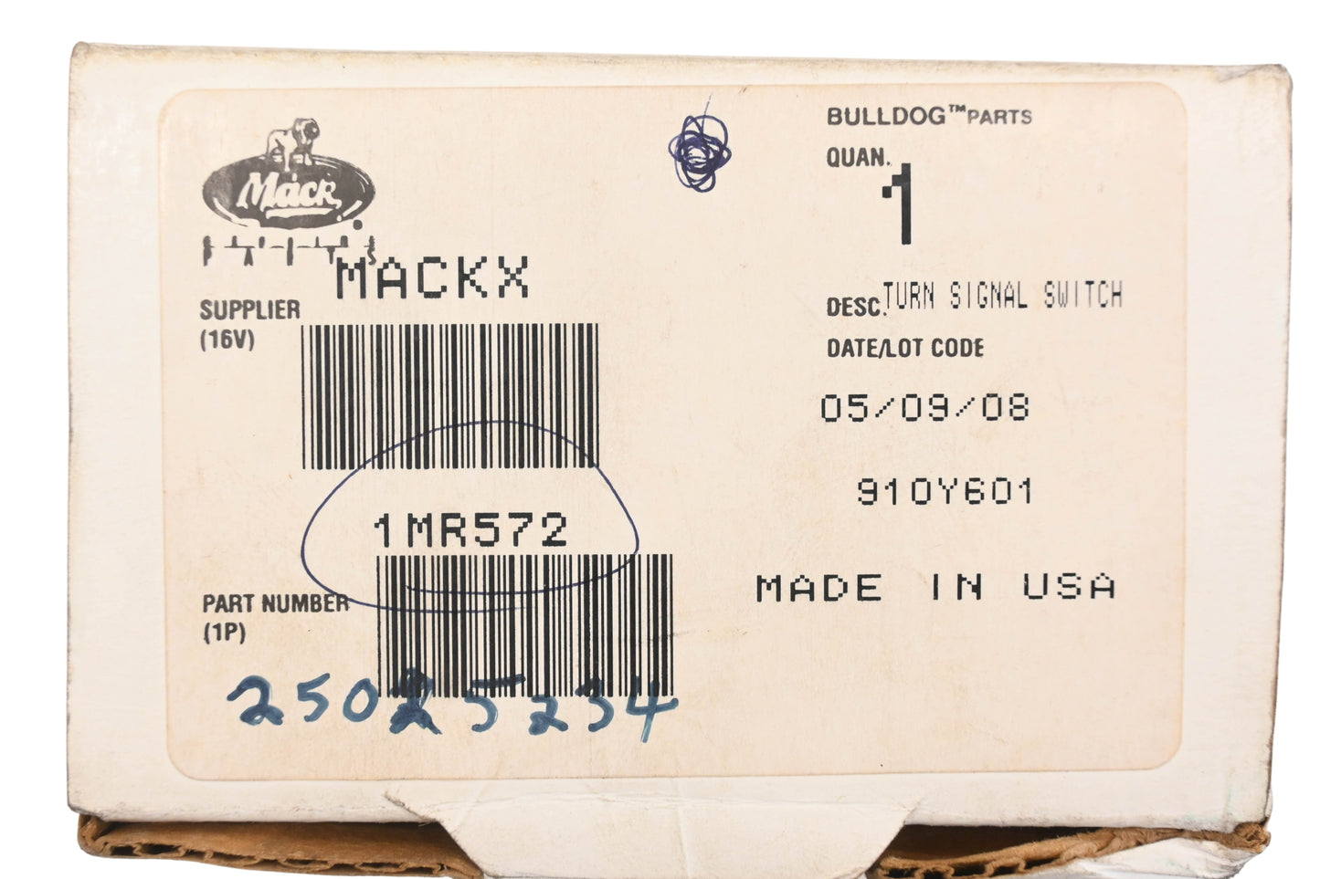 Mack 1MR572, 25025234 VSM Turn Signal NOS