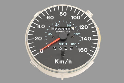 Mack 6MT440M4, 160131 Speedometer NOS
