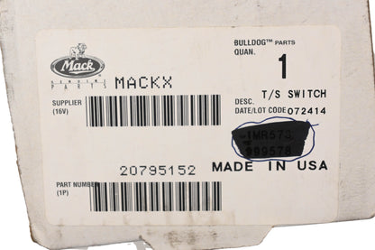 Mack 20795152, 1MR578, 99578 VSM Turn Signal NOS