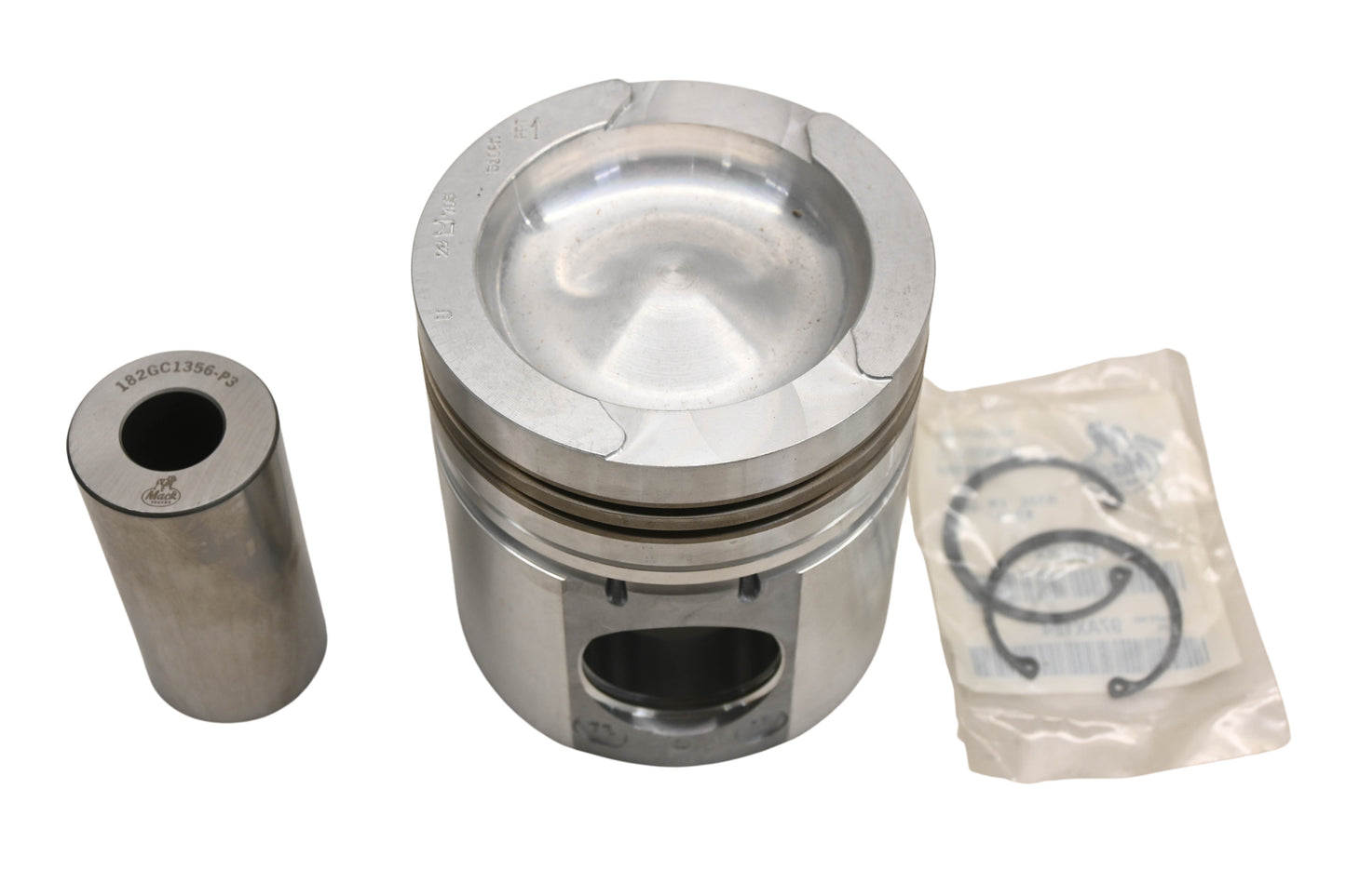 Mack 240GC1521C Piston Kit NOS