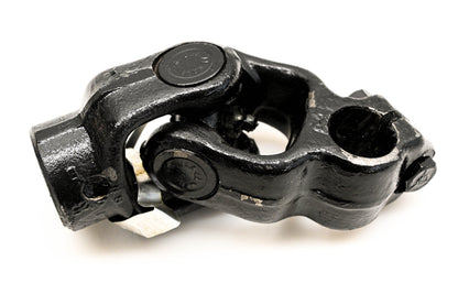 Mack 8235-9020148822, 902 01 48822 Meritor Universal Single Joint NOS