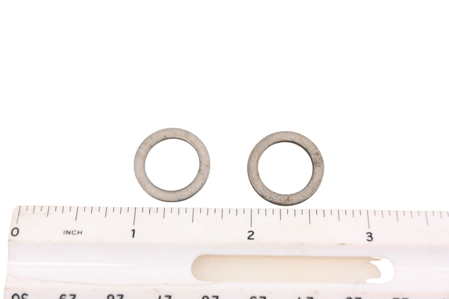 Mack 711GC1100P11 Washers Qty 2 NOS