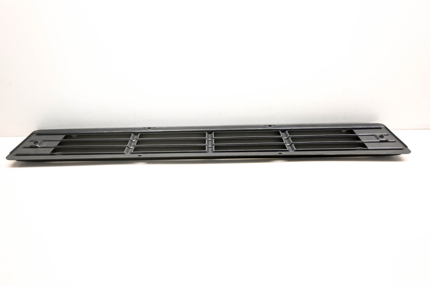 Mack 6MF481M, 5010219426 Grill NOS