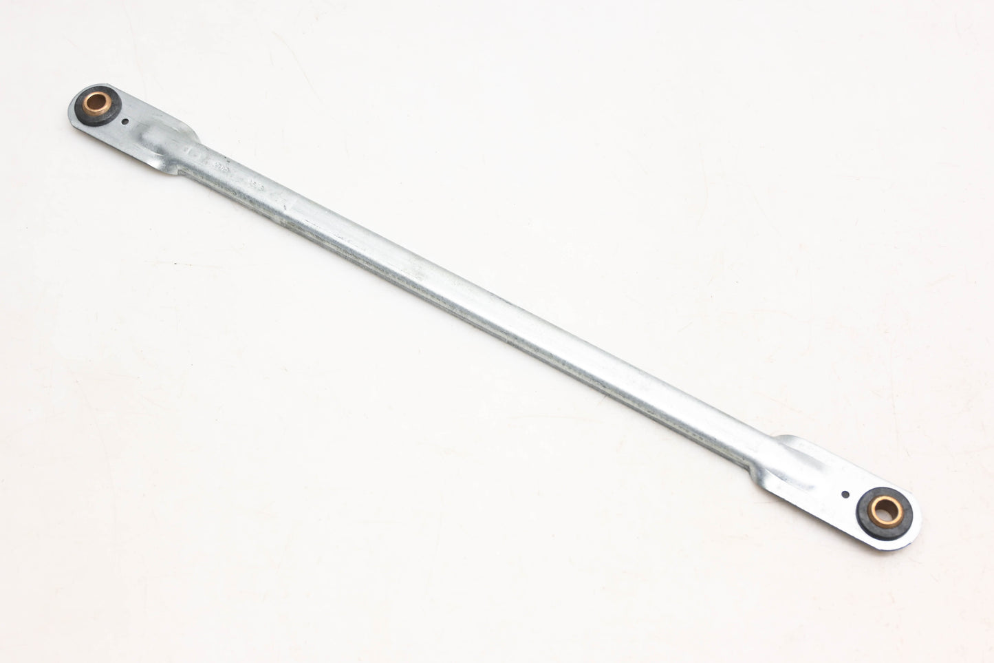 Mack 7623-MACKTRK76 Righthand Wiper Connecting Link Arm NOS