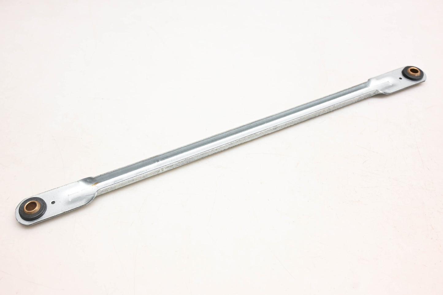 Mack 7623-MACKTRK76 Righthand Wiper Connecting Link Arm NOS