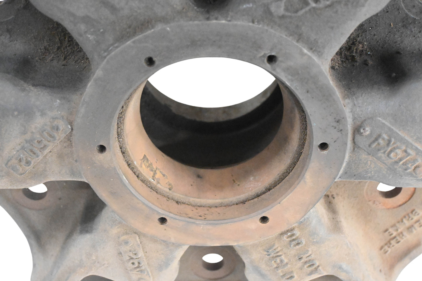 Mack FX674, 26QJ31P4 Wheel Hub NOS