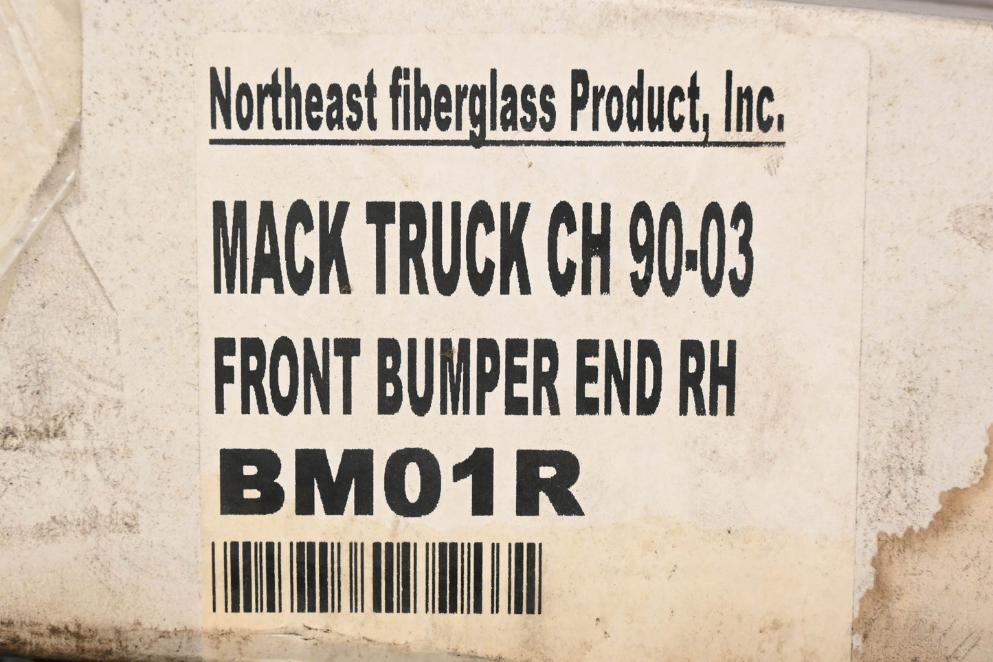 Northeast Fiberglass BM01R, 24QL5108MZ Mack CH90-03Righthand Grey Front Bumper NOS