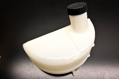 Mack 25133601 Coolant Recovery Tank NOS