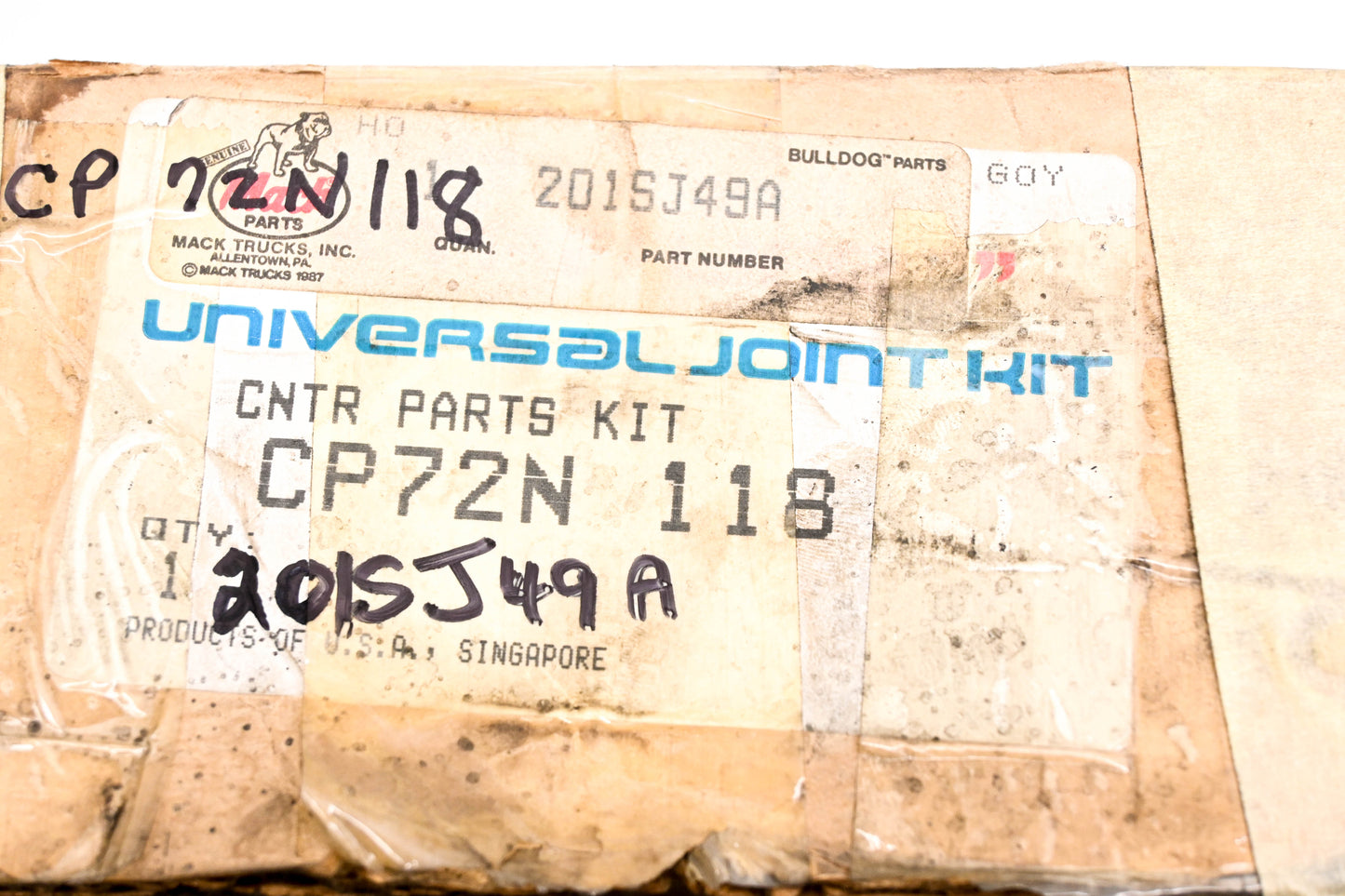 Mack 201SJ49A, CP72N118, 8235-CP72N118 Rockwell Universal Joint NOS