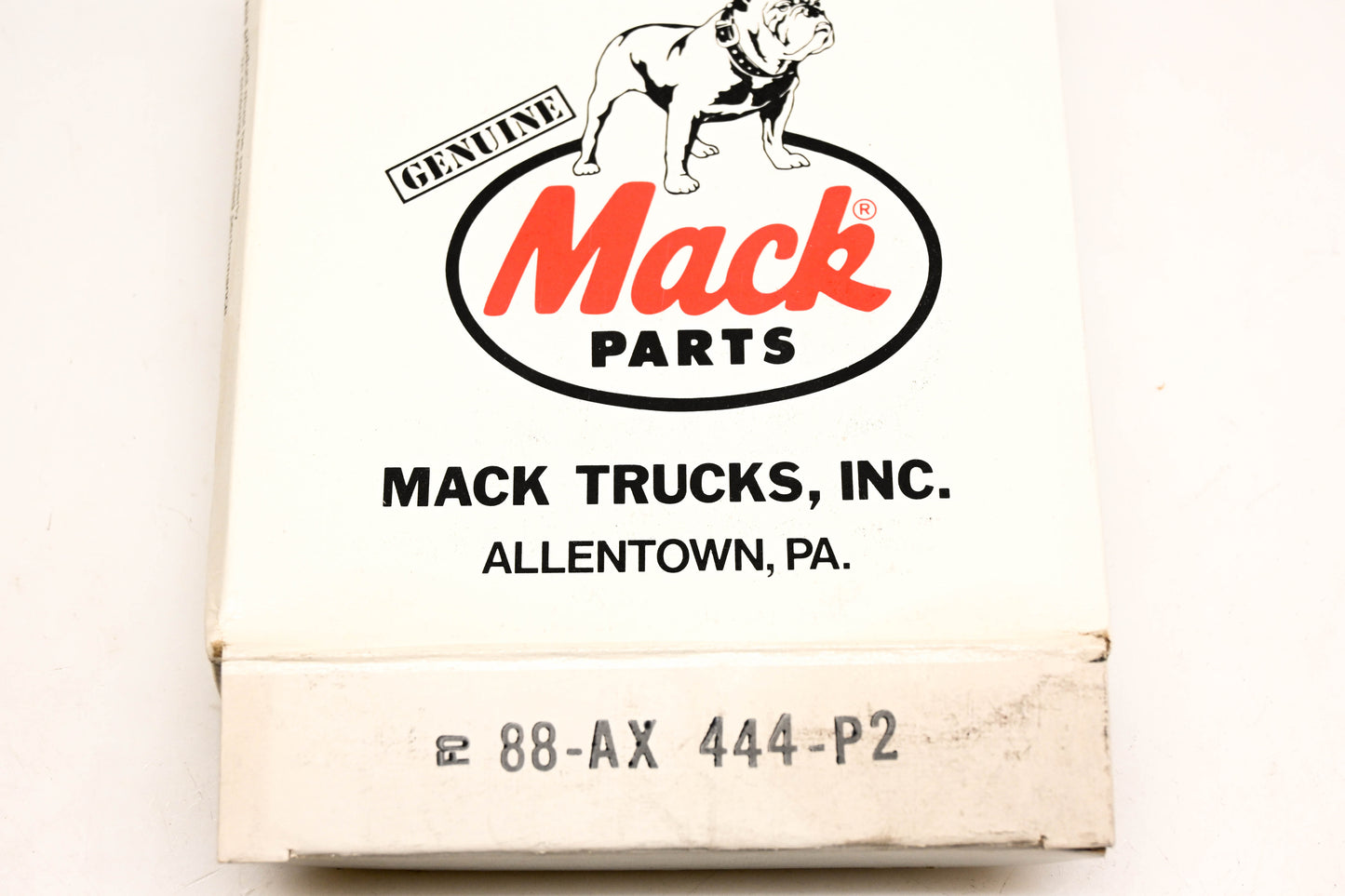 Mack 88AX444, 415983N National Oil Seal NOS
