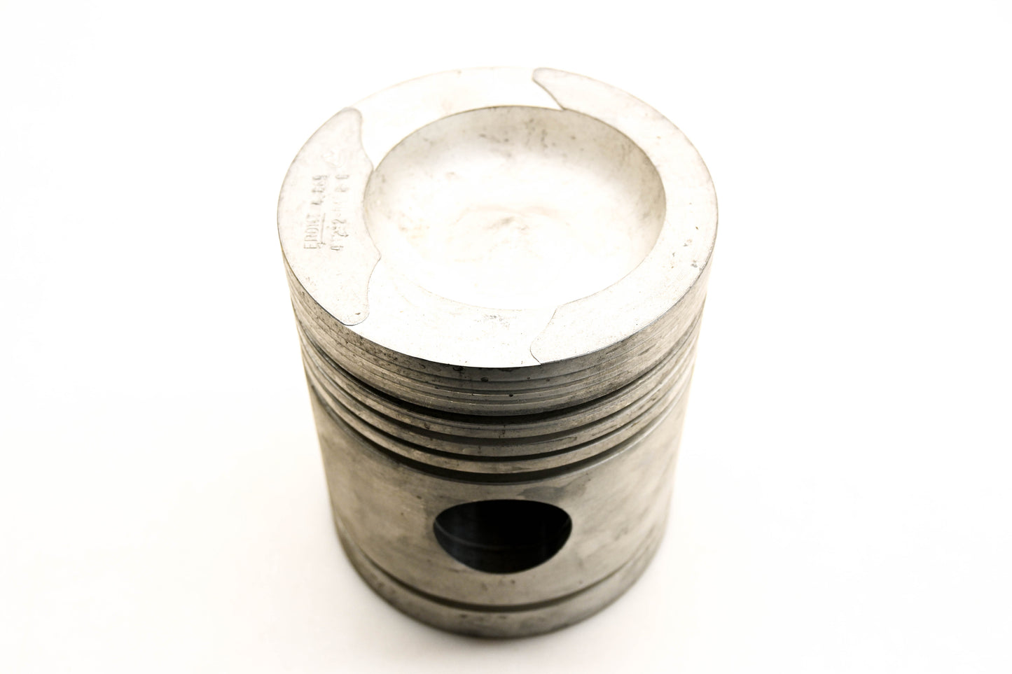 Mack 41232-P1 G-6 4.869 Piston NOS