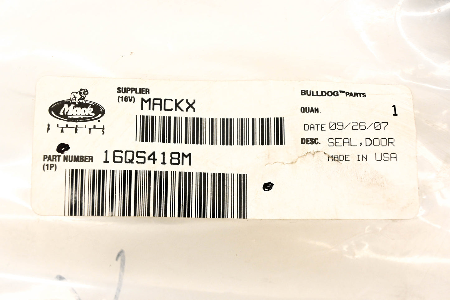 Mack 116QS418M Door Seal Strip NOS