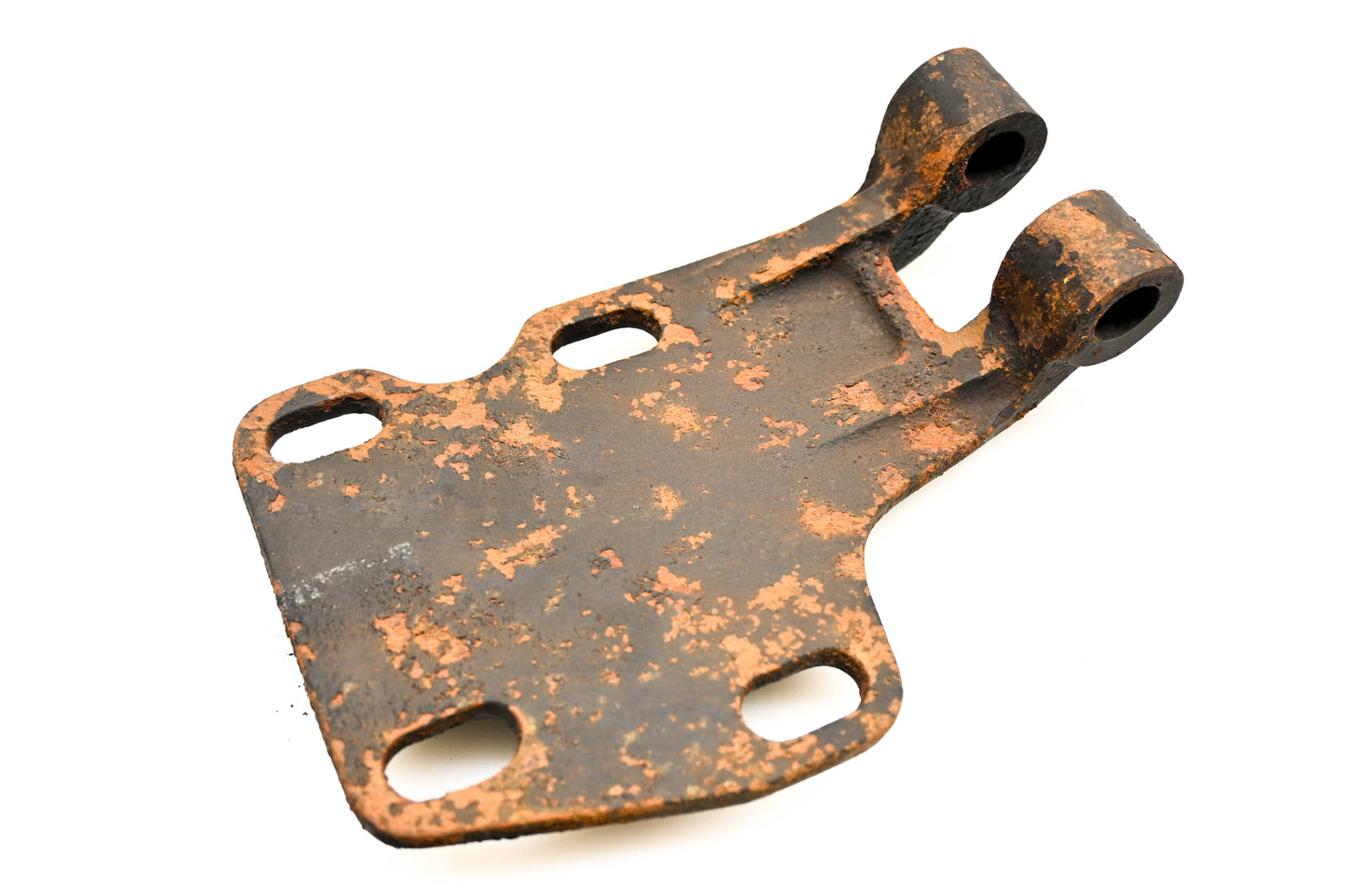 Mack 4QM319 Righthand Hinge Bracket NOS